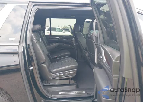 2021 Cadillac Escalade Esv 2Wd Premium Luxury Platinum z USA, uszkodzony, nr VIN 1GYS3MKL8MR264061